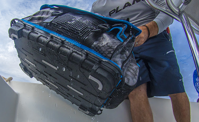 Plano Z-Series 3700 Tackle Bag w/Waterproof Base
